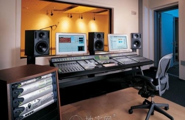 創意內容制作的基石 錄音、音樂制作、MIDI、配音、配樂與攝影服務